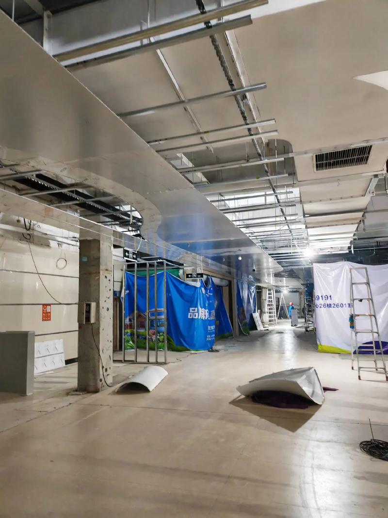 砥礪前行，筑夢未來——記河南祥瑜展興建筑裝飾鄭州外貿中心項目施工現場